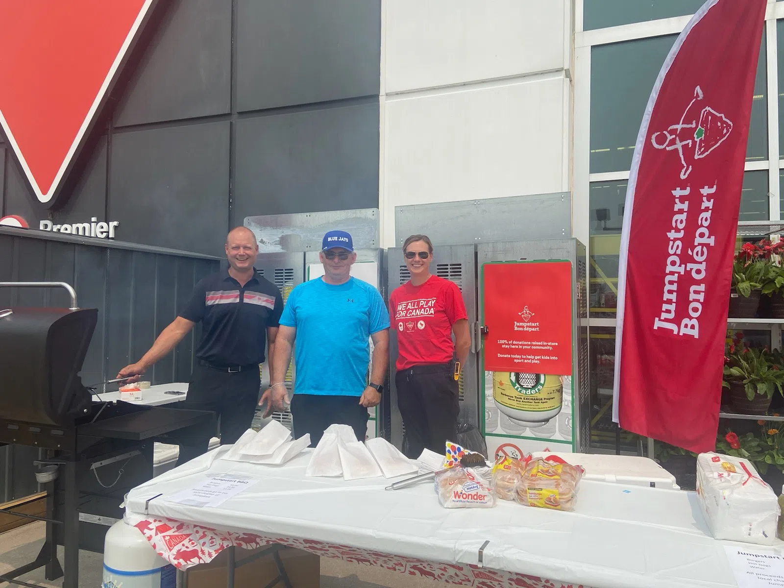 COMMUNITY SPOTLIGHT: Renfrew’s Canadian Tire ready to celebrate getting ...