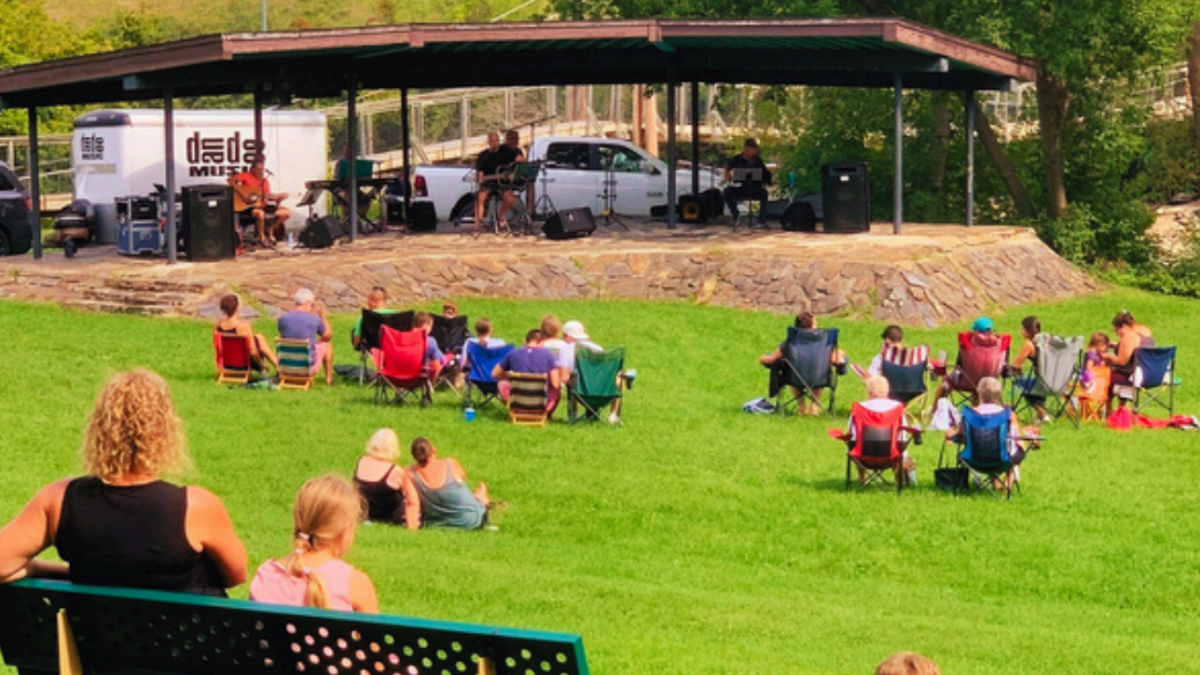 COMMUNITY SPOTLIGHT: Renfrew's top musical talents flocking to this year's Music in the Park - Vimarsana News