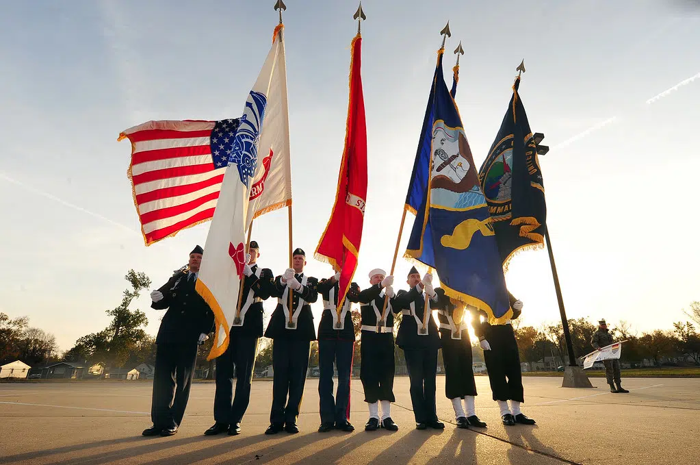 Veterans Day 2022! Thank you Veterans here are some of free meal delas.