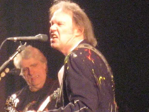 Neil Young Touring With Crazy Horse