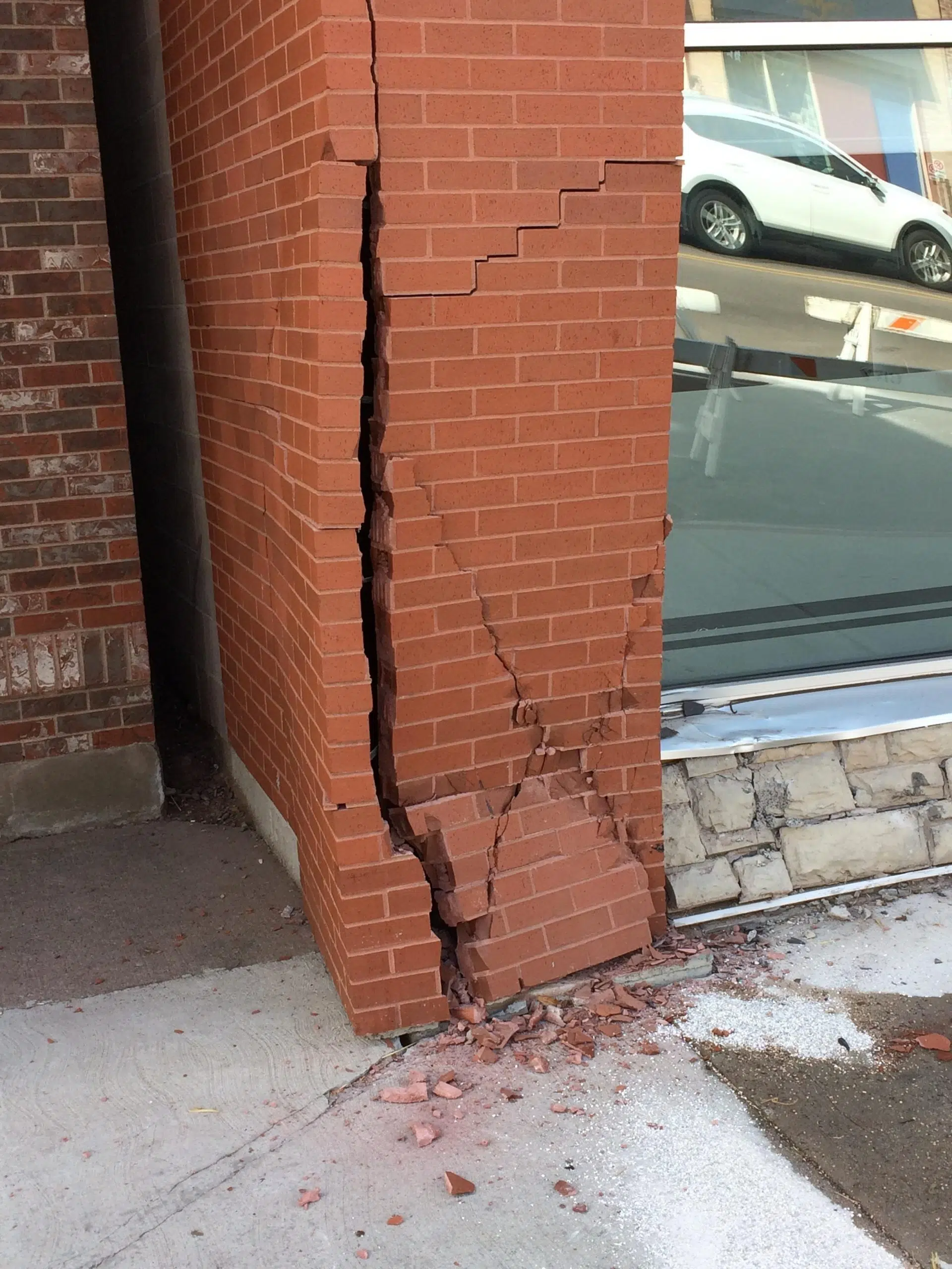 Car strikes building in downtown Charlottetown