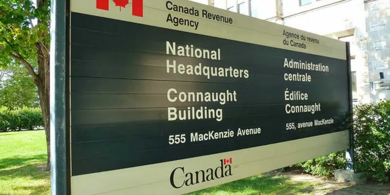 Canada Revenue Agency Workers Vote To Go on Strike