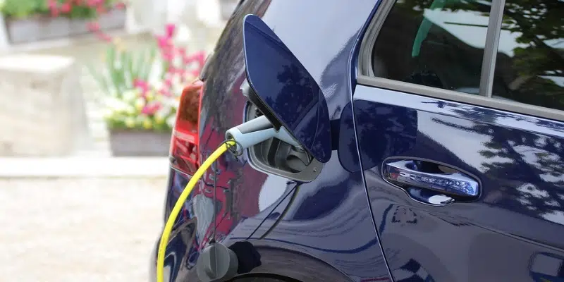 Province Hopes to Boost Interest in Electric Vehicles with Rebate Program