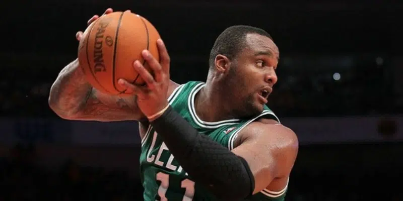 Glen "Big Baby" Davis Not Returning to Edge this Season