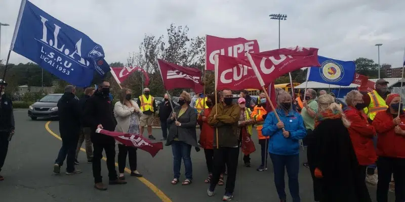 Groups Rally in Support of Dominion Workers on Month-Long Strike