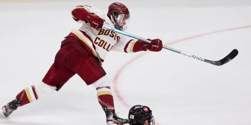 Avalanche Inks Alex Newhook on Three-Year, Entry-Level Contract