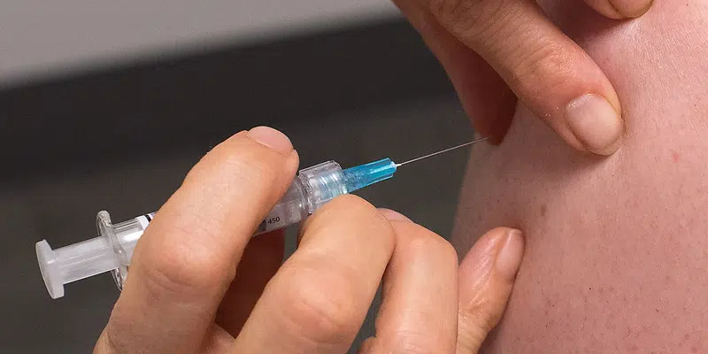 Province Expands Immunization Program to Offer Free Shingles Shots to Seniors