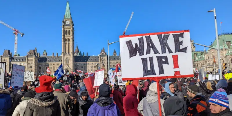 Over 100 Transport Trucks Turn Out for Ottawa Vaccine Mandate Protest