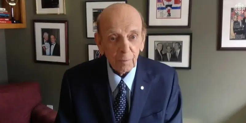 Bob Cole Receives Canadian Academy Lifetime Achievement Award