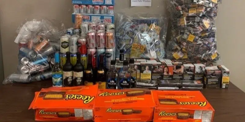 Police Arrest One, Searching for Two Suspects in Central Break-and-Enter Investigation