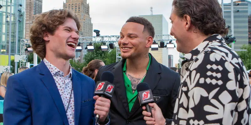 Dawson Mercer Hits Red Carpet at VMAs