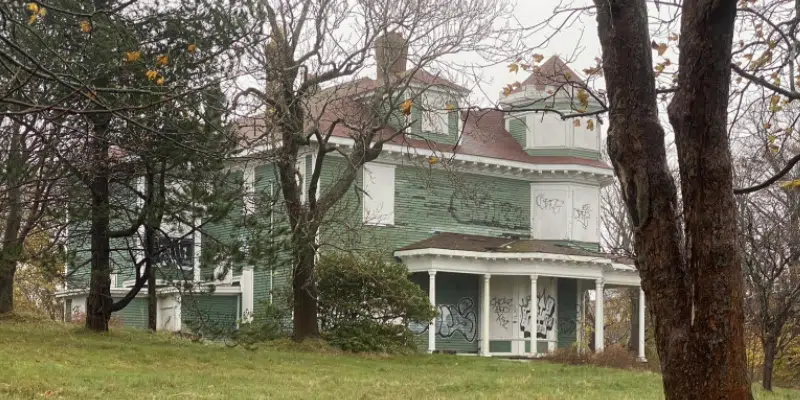 Prolonged Legal Battle Leaves Heritage Property in Disrepair
