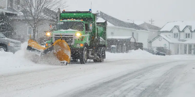 Province Gears Up for Winter, Recalls Snow Clearing Staff As Temperatures Dip