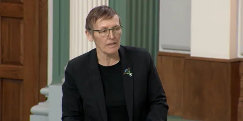 Evans Calling on Province to Increase Subsidies for Residents Seeking IVF Treatments