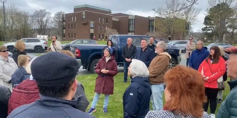 Protesters Sing Ode to Newfoundland Outside MUN Convocation