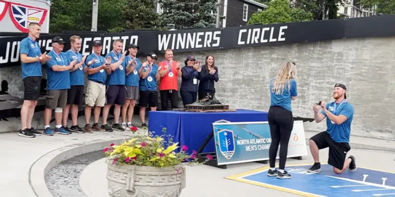 Rower Proposes to Girlfriend at Regatta Winners Circle