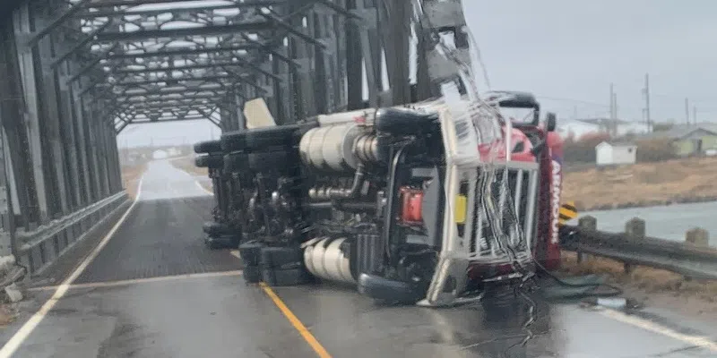 High Winds Flip Truck in Gros Morne