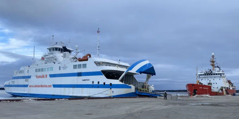 Kamutik W Maintains Supply Routes to Labrador Coast as Ice Forms