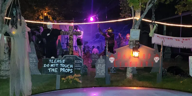 Spooky Display on Winnipeg Street Collecting Donations for Local Food Bank