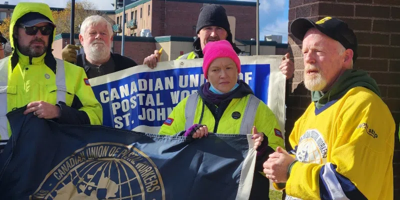 Postal Workers Stage Information Rally Ahead of Potential Strike