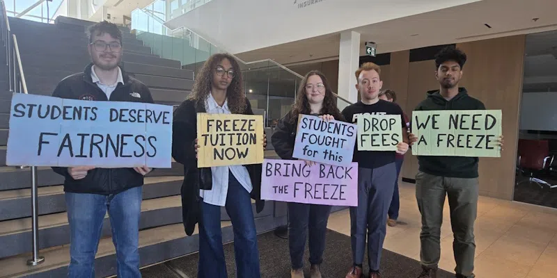 CFS-NL Calls 4 per cent Tuition Hike at MUN 'Absolute Betrayal'