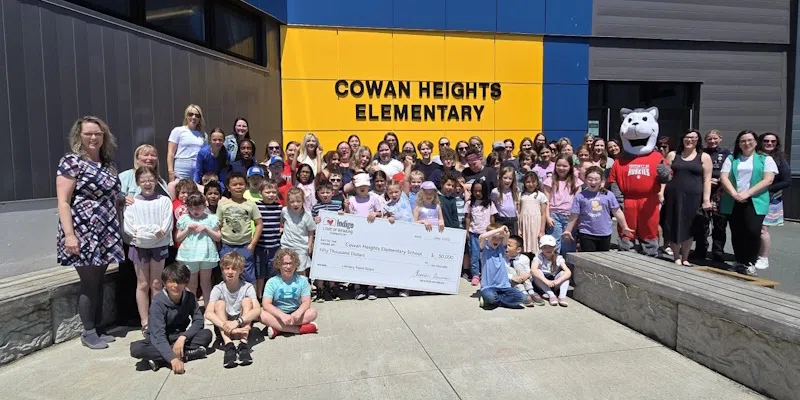Cowan Heights Elementary Wins Grant for $50,000 in New Books