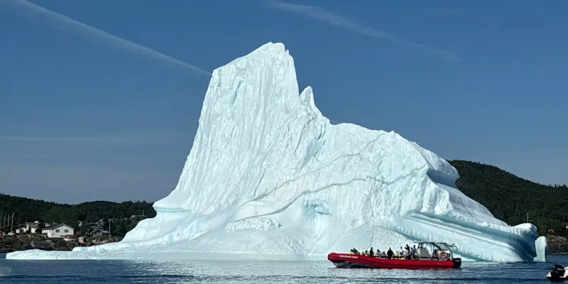 Twillingate Mayor Encourages Using Registered Tour Boat Operators to View Icebergs