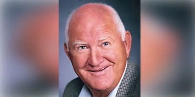 Author Earl Pilgrim Dead at 85