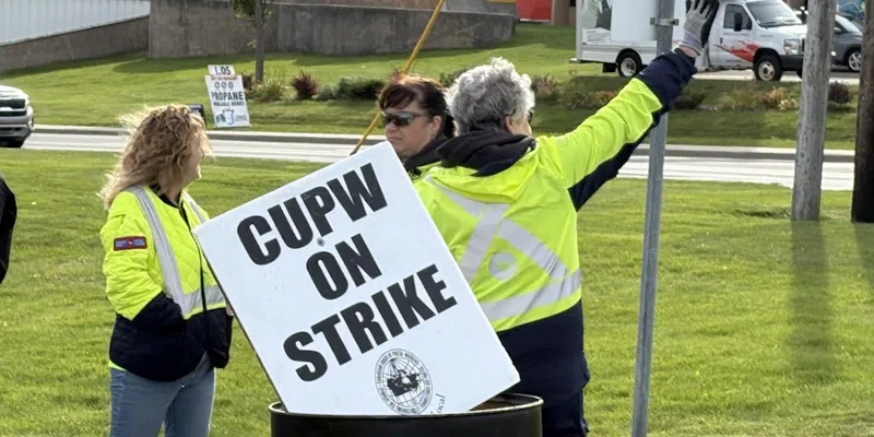 CUPW, Canada Post Working to Free St. John's Election Ballots Caught in Strike