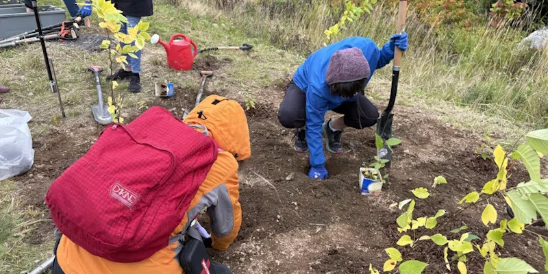 Students Show Off Green Thumbs for National Tree Day