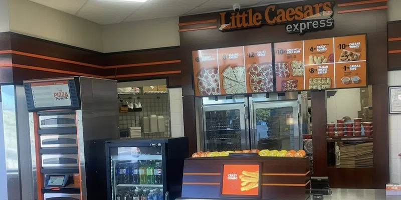 NL's First Little Caesars Express Opens in Clarenville Orangestore
