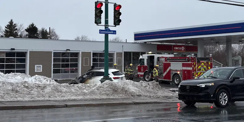 Fire Destroys Car in Mount Pearl