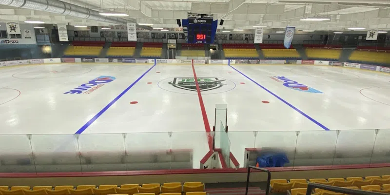 Stephenville Dome Offers Ice Time to Port aux Basques Minor Hockey Teams as Rink at Bruce II Arena Remains Closed