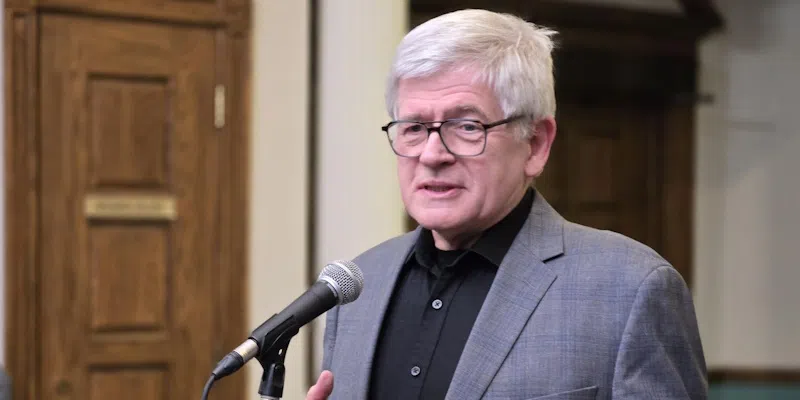 NDP Seeking Government's Stance on Minimum Wage Increases