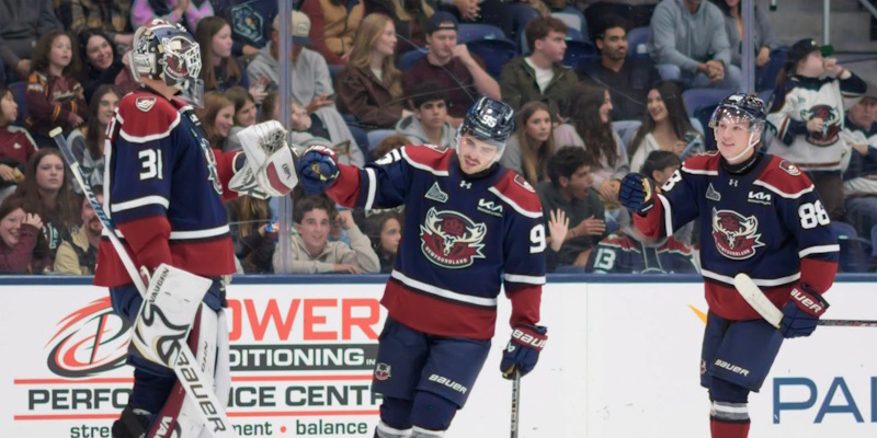 Regiment Pick Up Three Points in Weekend Series