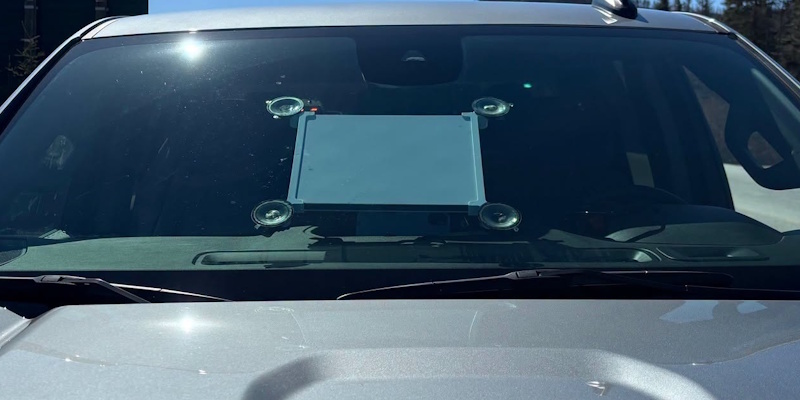 Have Antennae, Will Travel - Driver Stopped for Installing Satellite Wi-Fi Receiver on Windshield