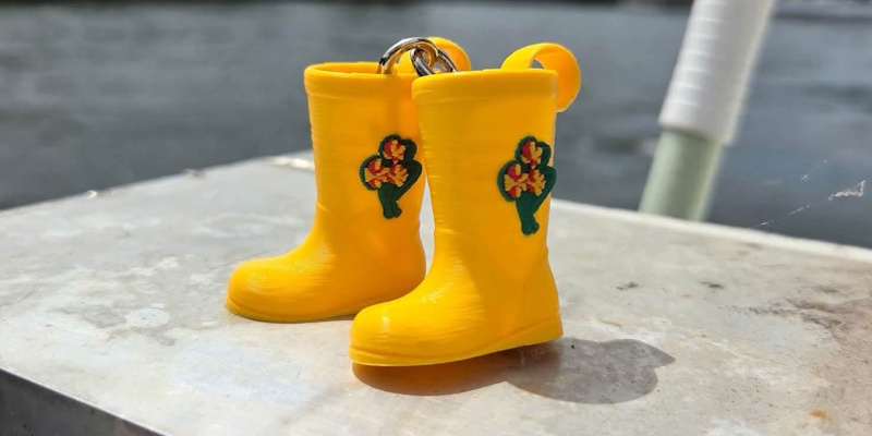 Liberals Question Minister's Use of Public Funds to Purchase Custom Keychains
