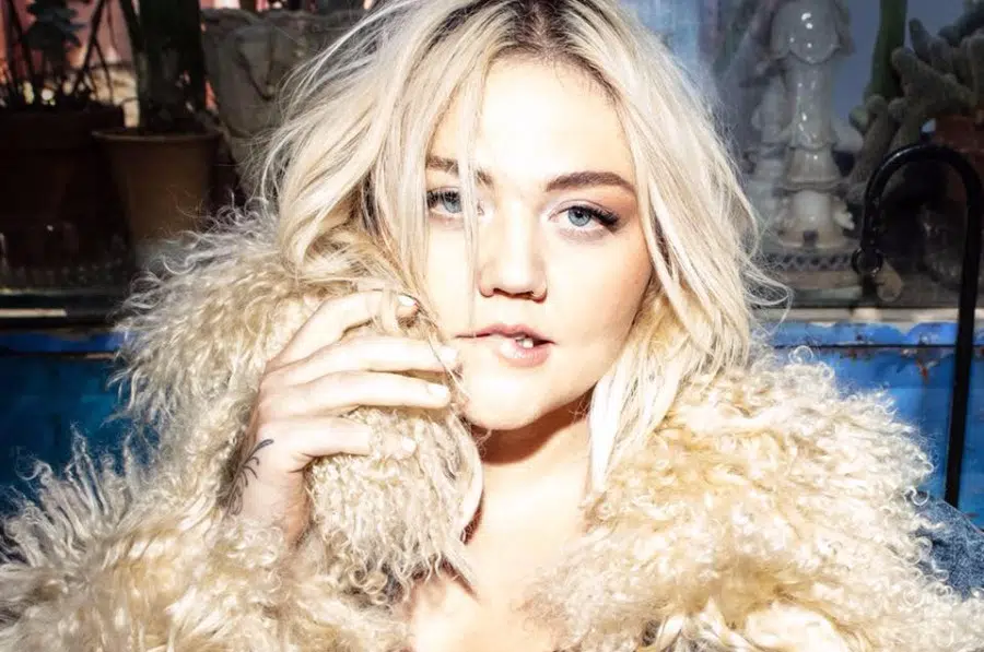 New Elle King, Sniffing Astronauts, Alexa and Cortana