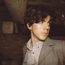 Music from Declan McKenna, Projecting Video Games, Wedding Dress for Lunch