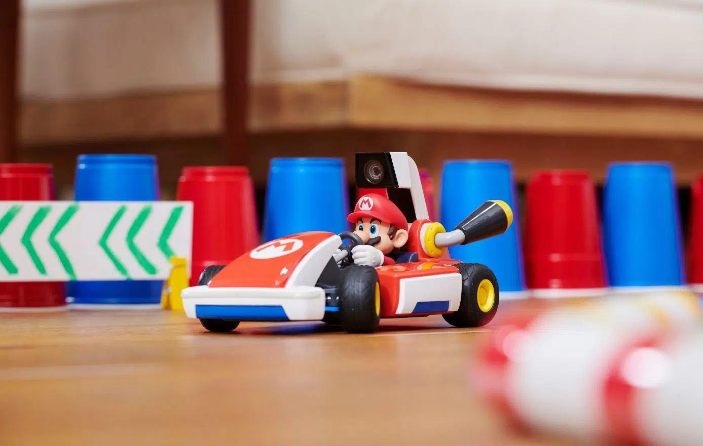 Movie reviews, Carrots as Art, Mario Kart Live Home Circuit