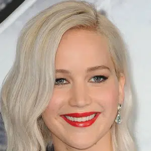 Jennifer Lawrence has a habit that might get her kicked off the next plane she's on! 