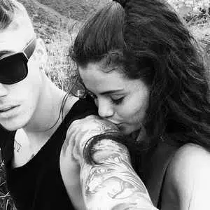 Justin Bieber still has Selena Gomez tattoo despite engagement