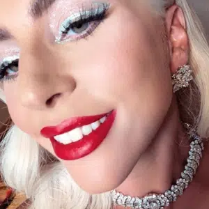 Lady Gaga was kissing WHO?!?!