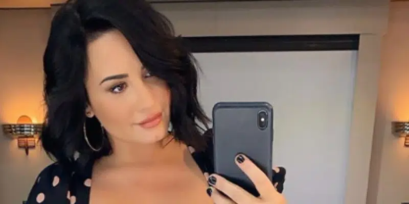 Demi Lovato is coming back! #Grammys