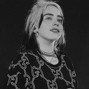 Video "Lovely" by Billie Eilish just reached 1 BILLION on YouTube