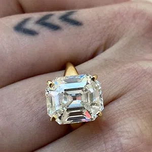 Demi and Bruce will be walking their youngest down the aisle