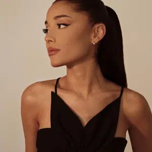 Ariana Grande is launching a new beauty line...