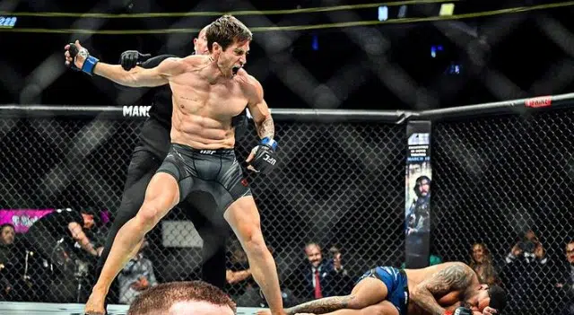 Jake Gyllenhaal filmed some scenes for the upcoming "Road House" remake at this weekend's UFC 285 event!!