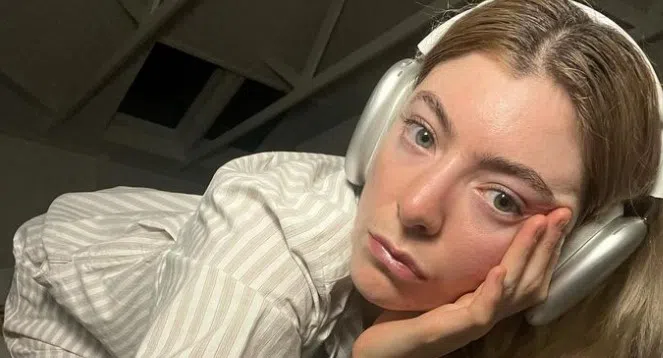 irony in the fourth of july by lorde