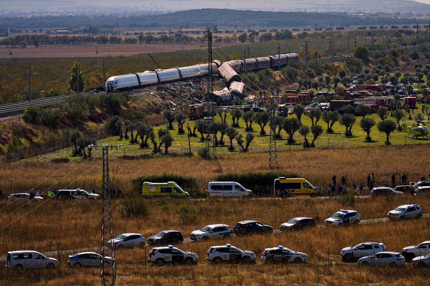 Photo: paNOW Canadians Injured in Deadly High-Speed Train Crash in Spain